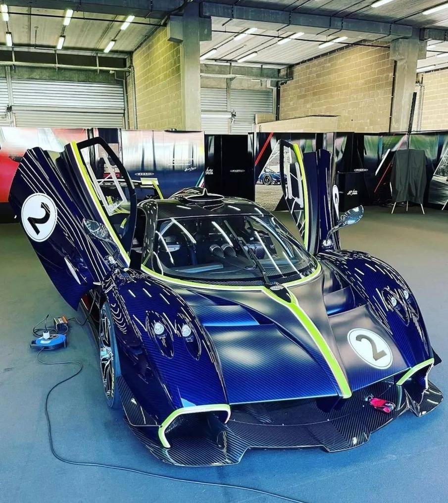 帕加尼11月12日发布 Huayra R更多信息
