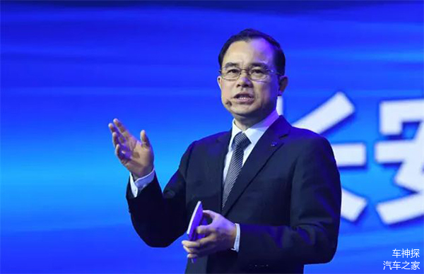 长安汽车董事长朱华荣：汽车行业卷出中国品牌新高度，卷出了四个老汉