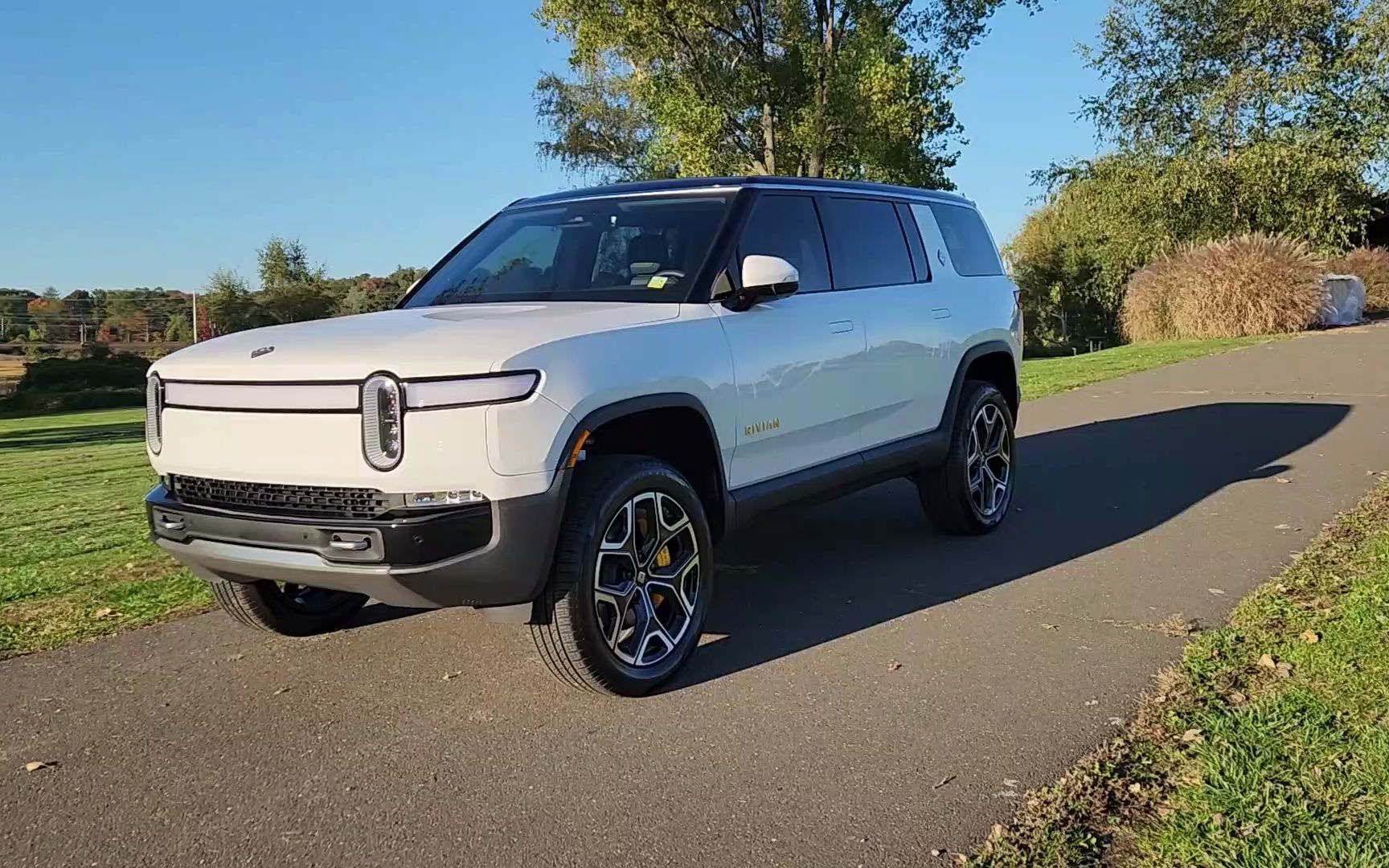 电动汽车制造商Rivian推出第二代R1T和R1S
