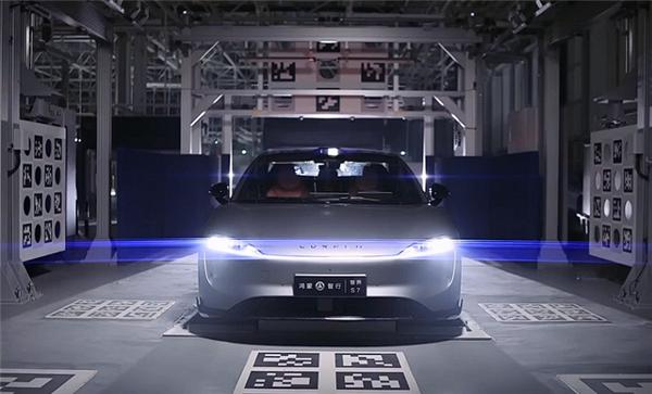 【盖世早报】余承东:鸿蒙原生应用已上架超过1500个!理想汽车:54个月,交付量突破800000辆