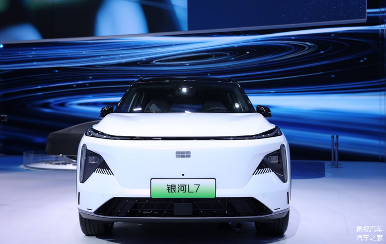 岂止领先 还更全面 | 天马实力亮相2024北京车展,点亮智慧出行新视代