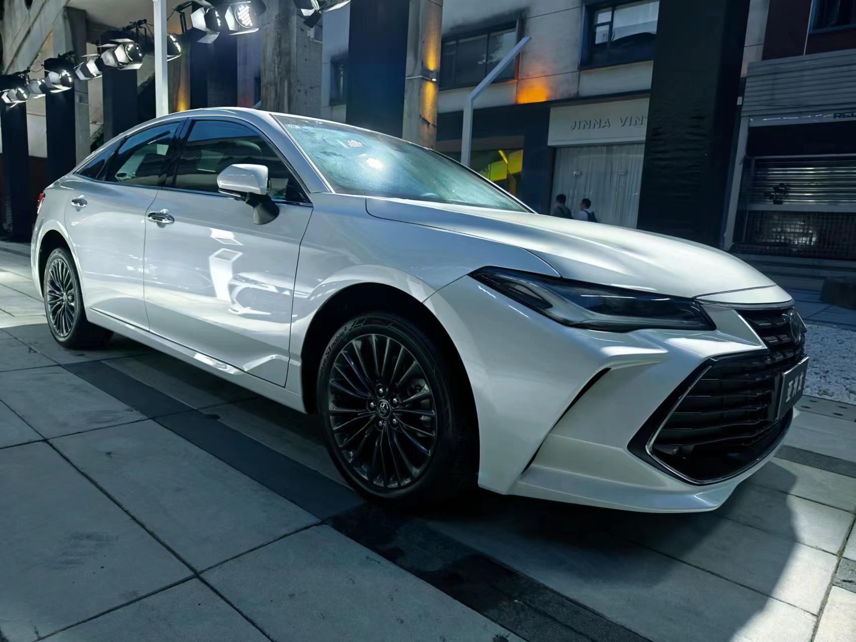 搭载2.0L第五代智能电混双擎 新亚洲龙上市在即