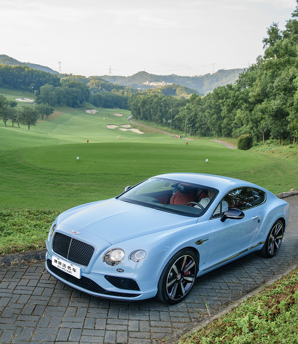 搭载V8插混系统 全新宾利欧陆GT官图发布