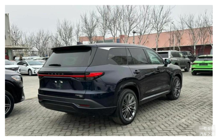 偏向城市属性 雷克萨斯TX国内实车曝光