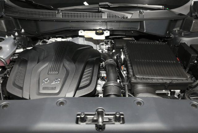 综合续航超1000km 红旗HS3 PHEV将8月上市