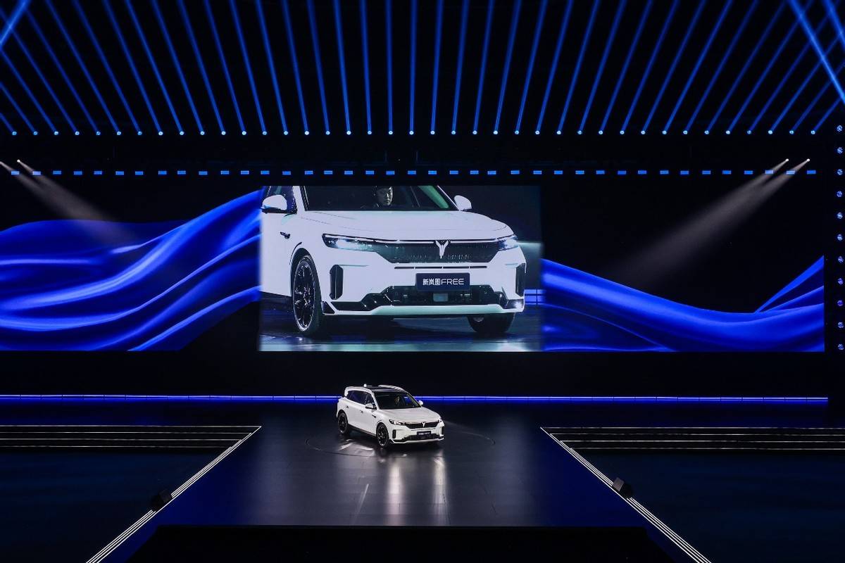 最高续航901km 岚图知音官图正式发布