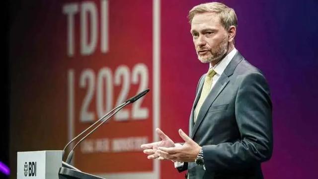 欧盟最大立法团体希望修订2035年“禁燃令”