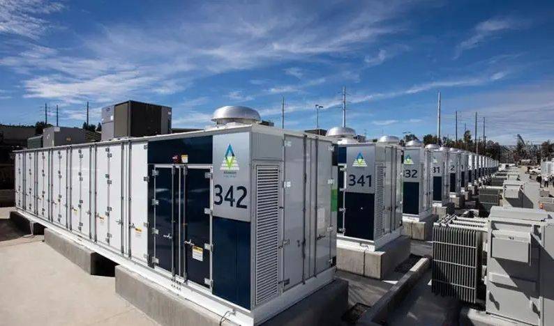 2024年第二季度，LG新能源营业利润约10.21亿元