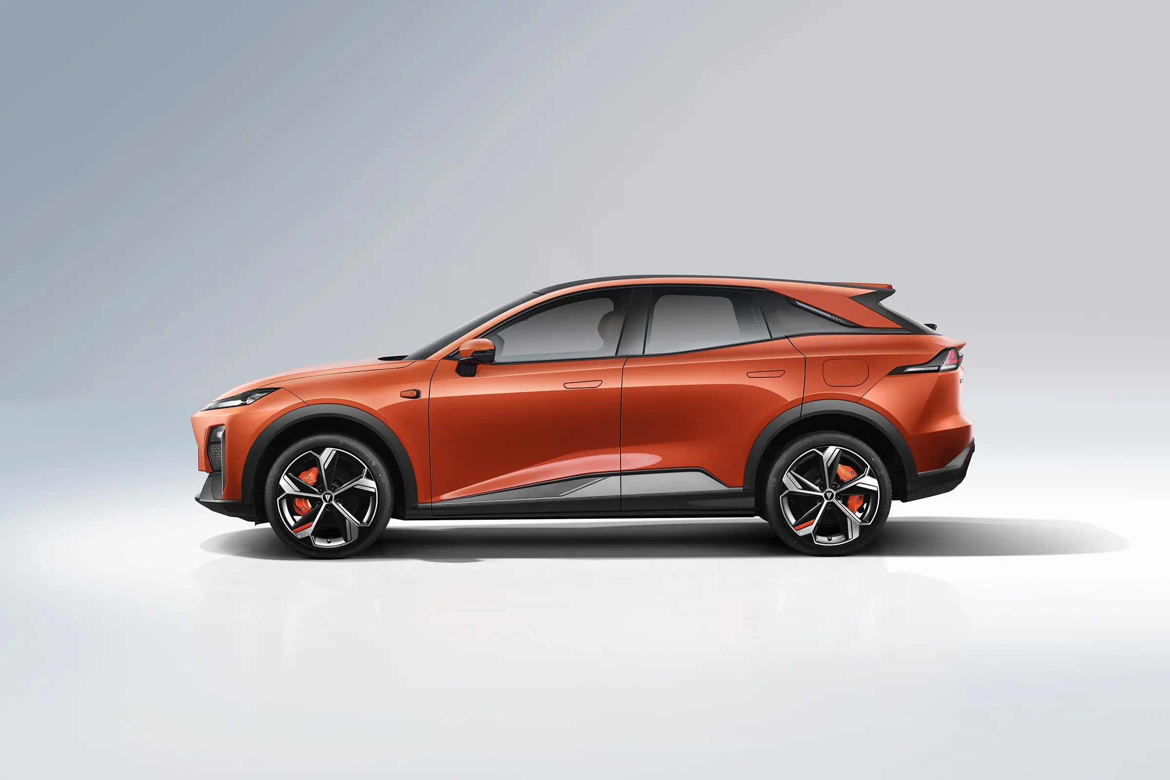 长安深蓝S07上市，14.99万起