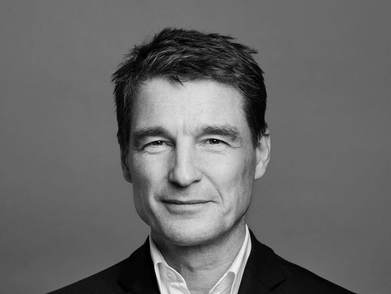 极星任命新首席执行官