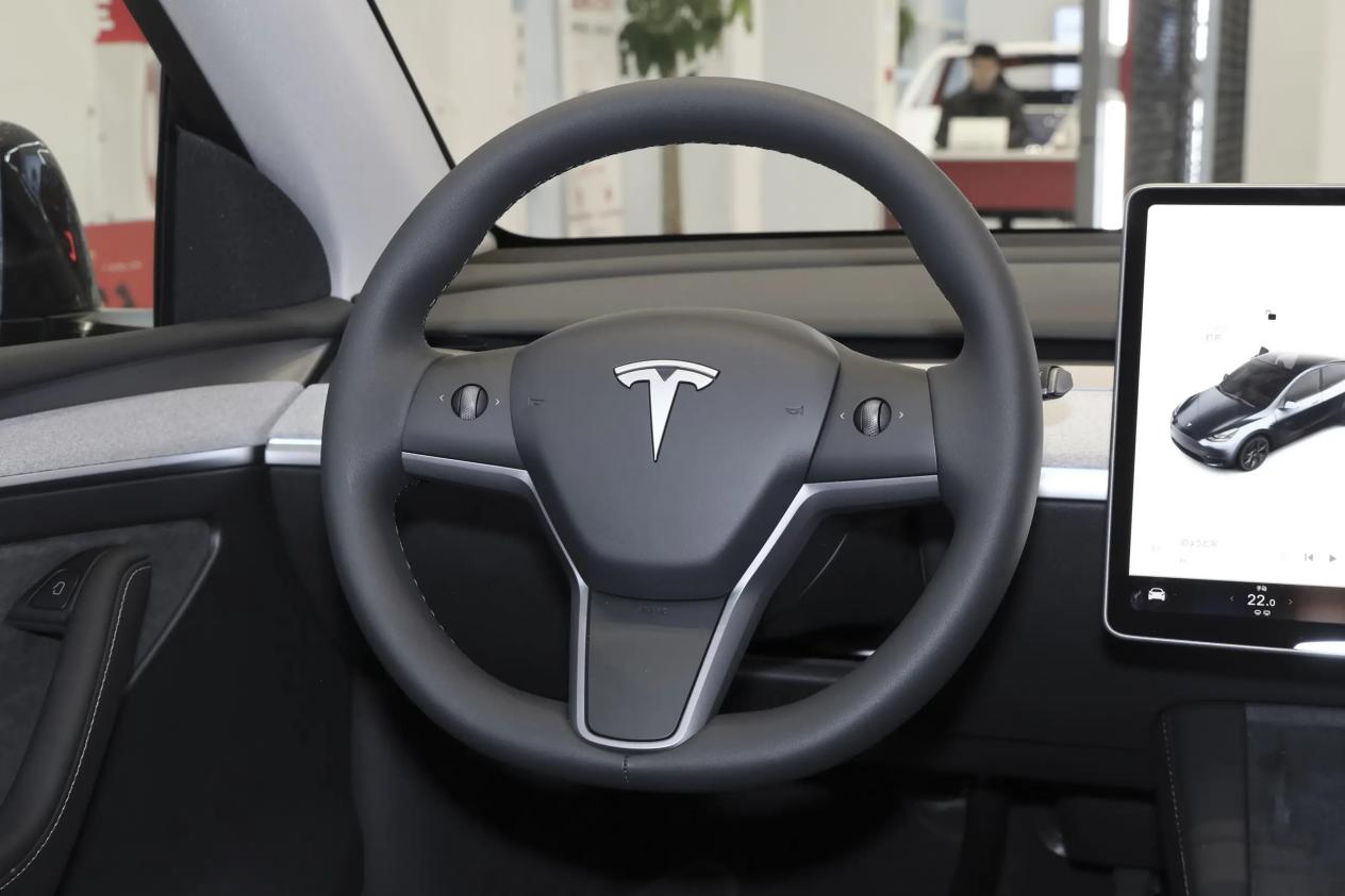 【国际快讯】奥迪上半年利润大幅下跌；斯柯达上半年利润增长12%；Waymo将于明年在达拉斯推出自动驾驶叫车服务