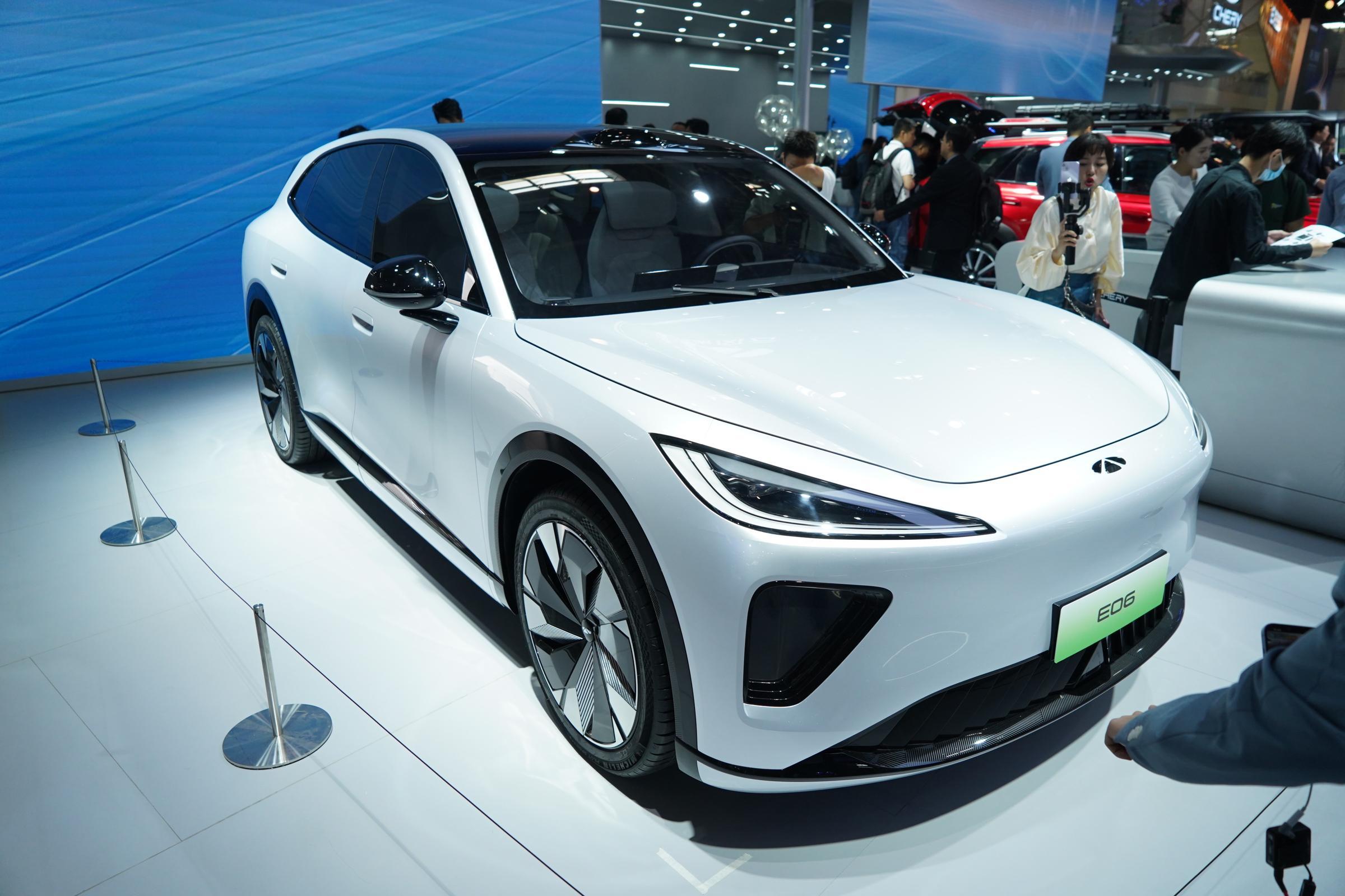 奇瑞风云E05官图发布 即将亮相成都车展