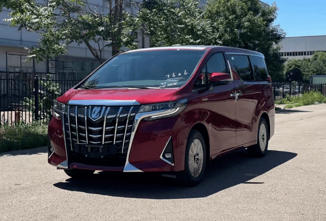 两大豪车4S集团被爆无法提车、被厂家取消授权…豪华车也扛不住了？