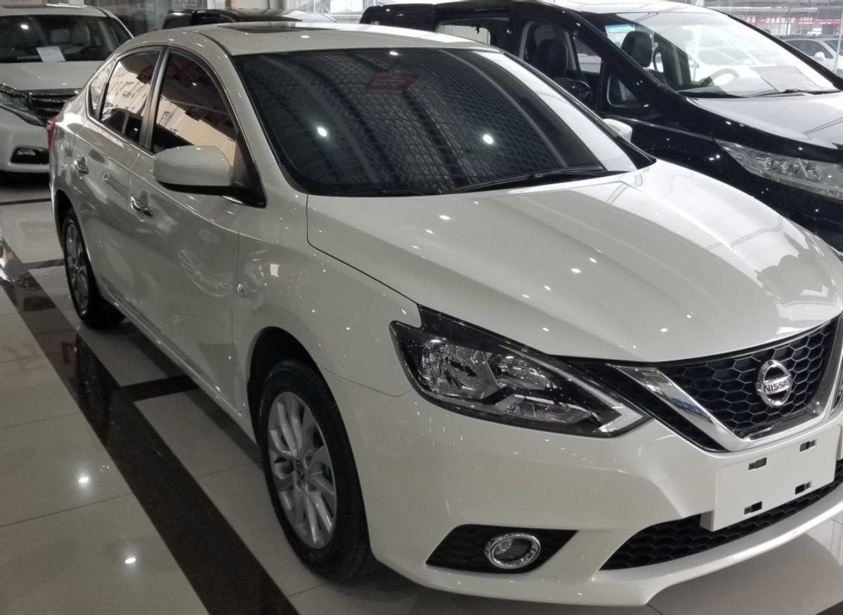 日产轩逸经典新增车型上市 售价11.11万元