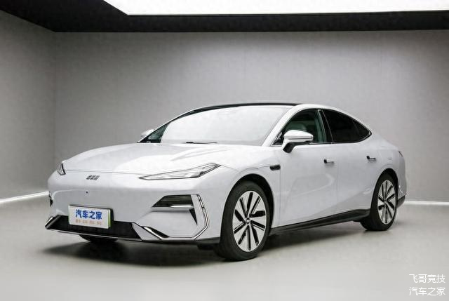 2024款吉利银河E8完全评价报告