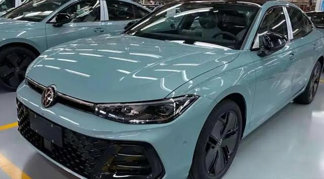 比亚迪逼近40万辆领跑，奇瑞、银河双破12万丨2025年10月乘用车自主品牌销量榜