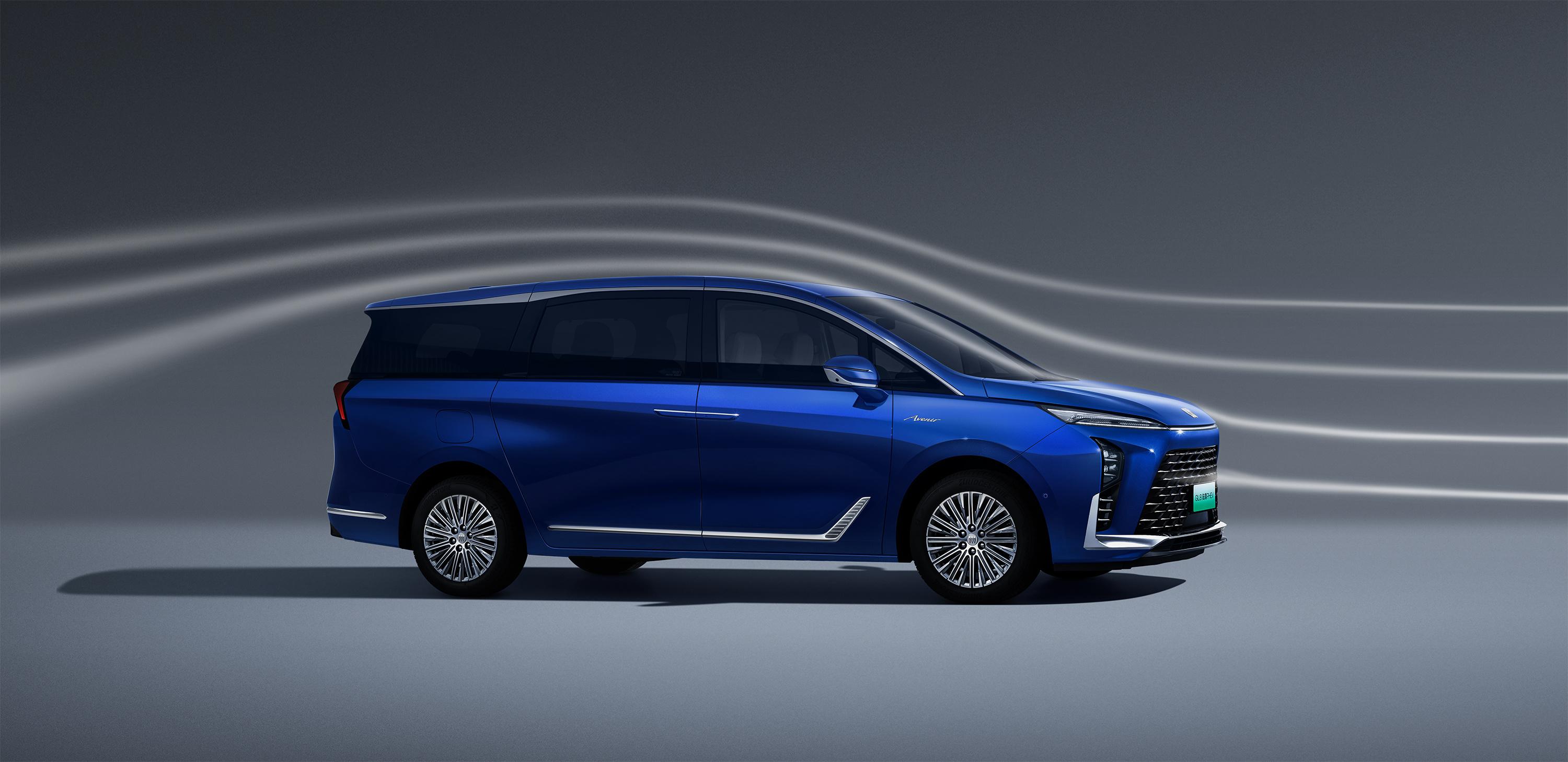 对话海优威李民：直击全景天幕痛点，以光伏基因重塑智能座舱体验