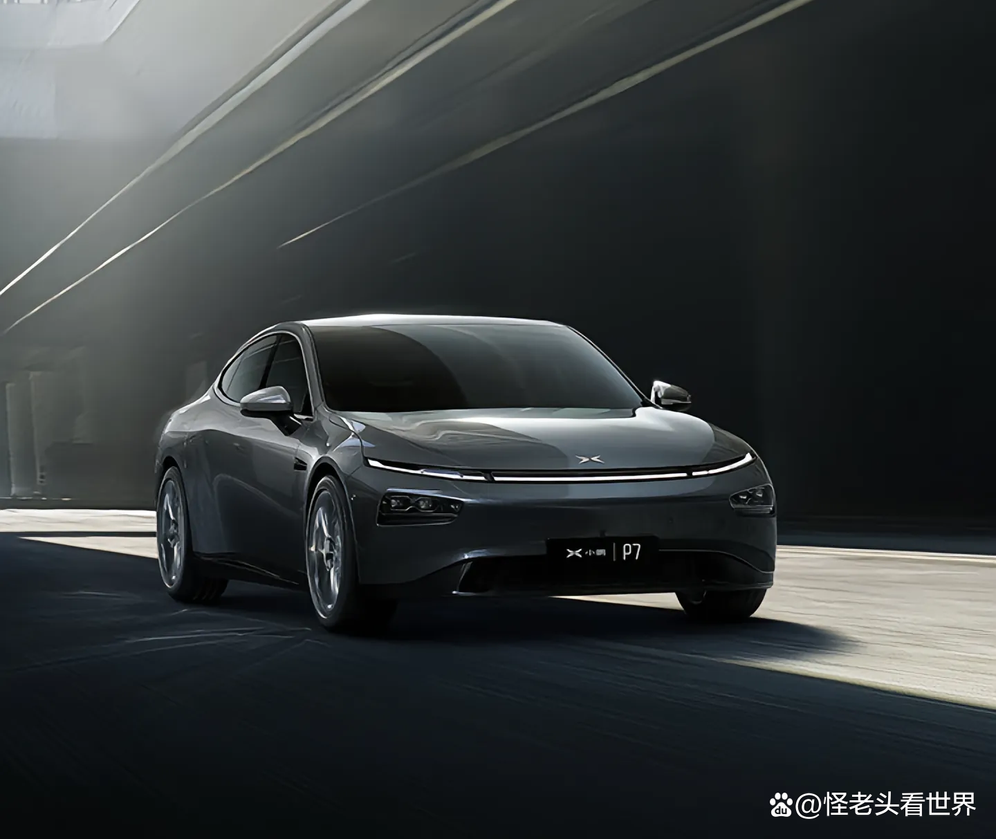 特斯拉官宣Robotaxi发布日 马斯克：将载入史册