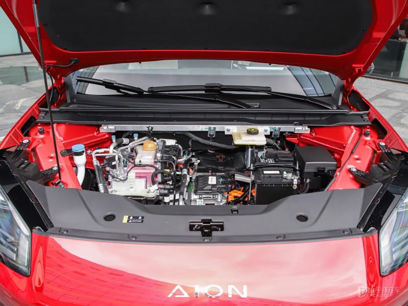 EO羿欧上市首月苦售221辆，燃油老车却逆势回春，吴周涛“本土牌”生奇效？