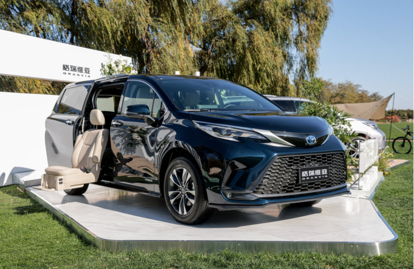 中国人保携手江苏东风南方汽车泰兴分公司购车嘉年华