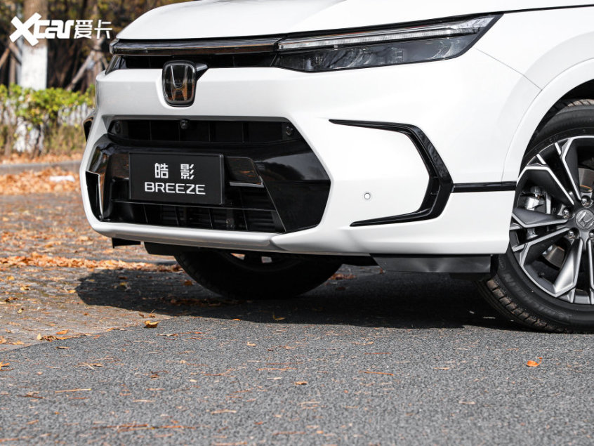 中国人保携手南充东孚汽车“双十一”购车嘉年华