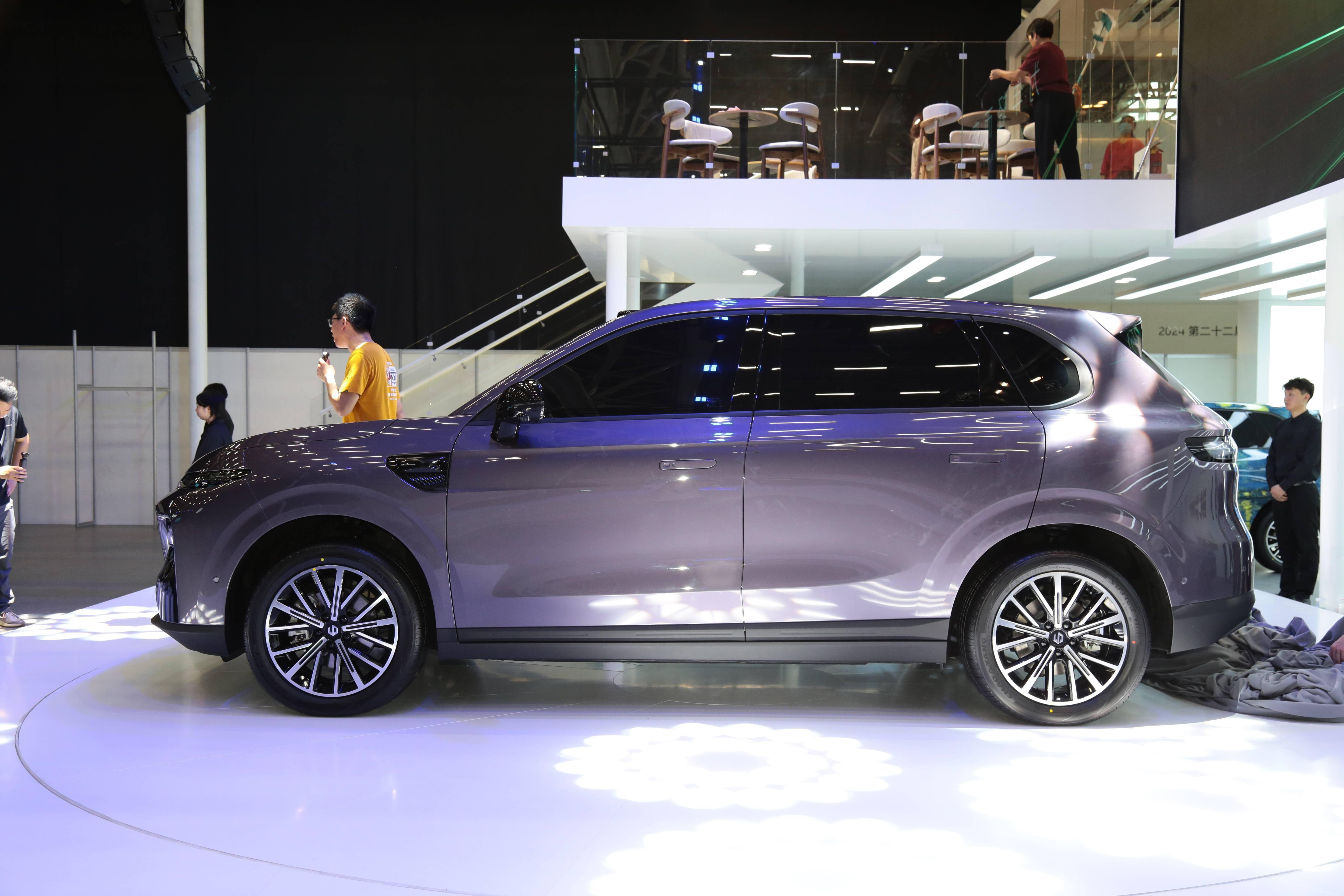 定位紧凑型SUV 零跑B10将于明年3月上市