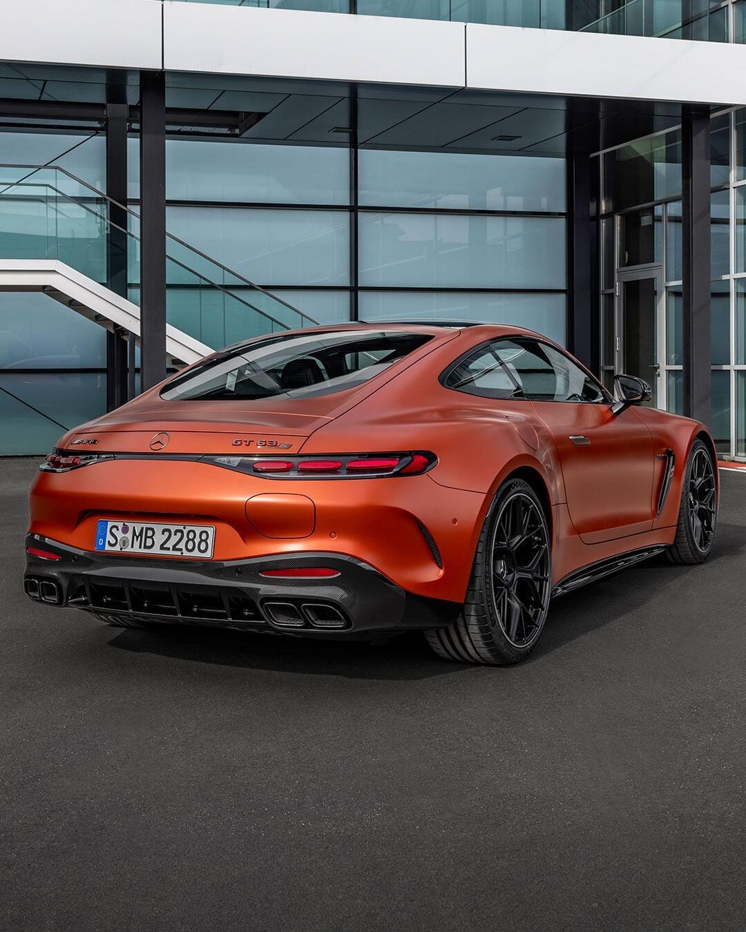 梅赛德斯-AMG新跑车假想图