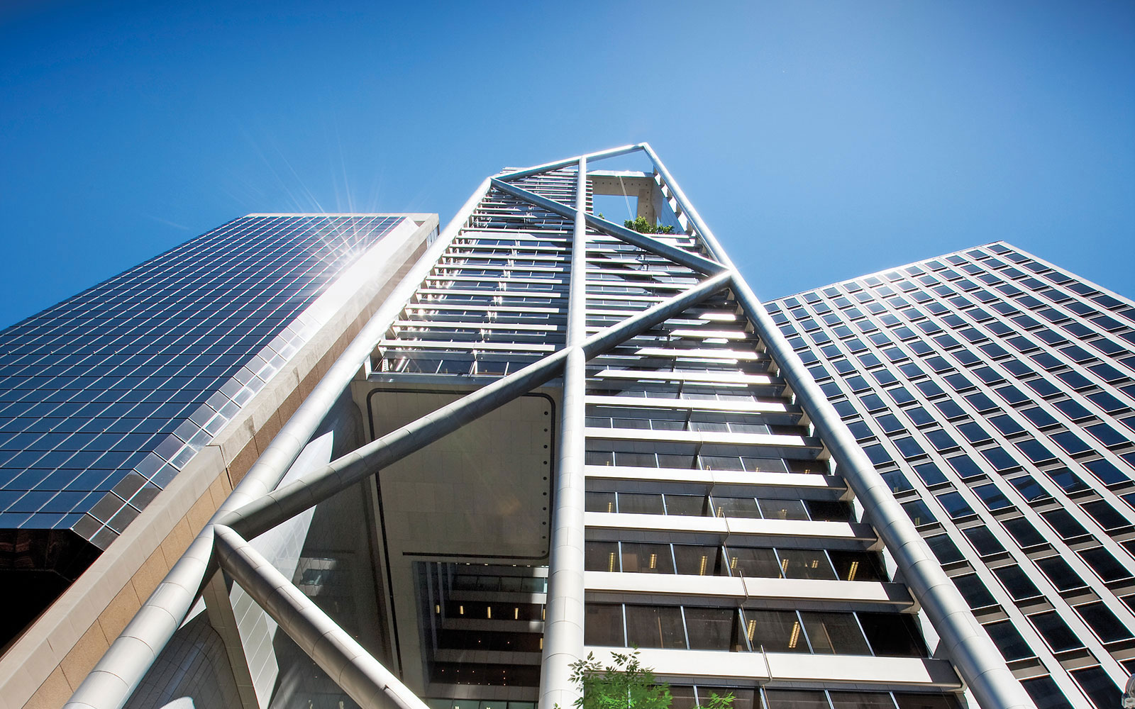 人保心相伴，服务千万家-新昭阳苑(下甸路)站