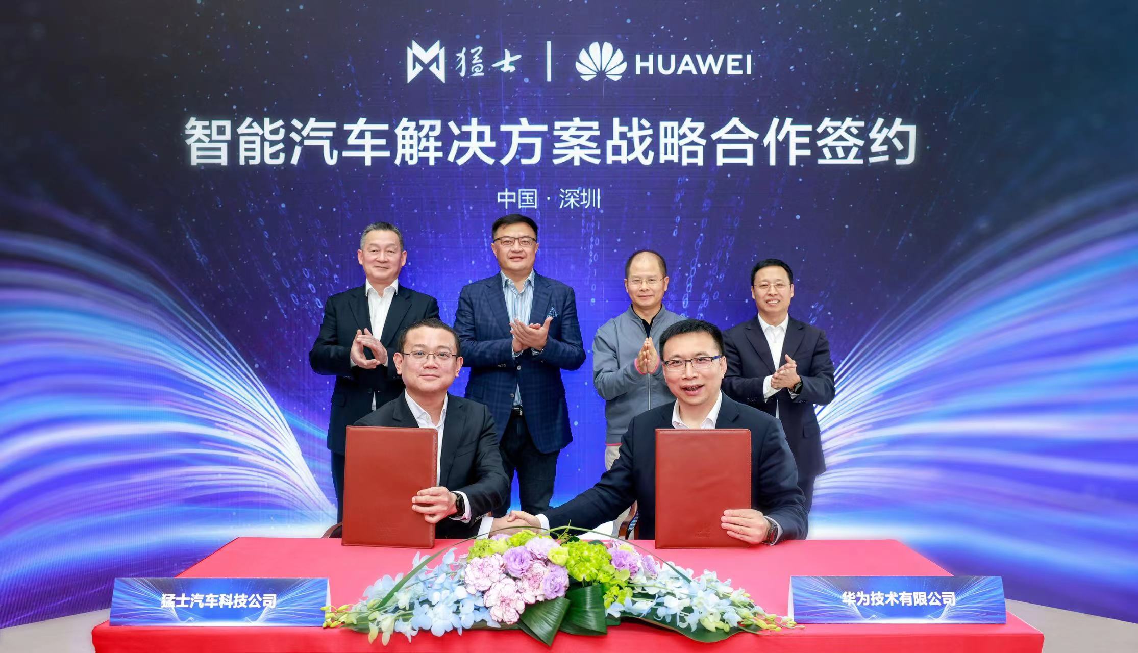 斯帝尔科技推出专门用于打磨应用的人形机器人 特别适用于狭小空间和复杂工件