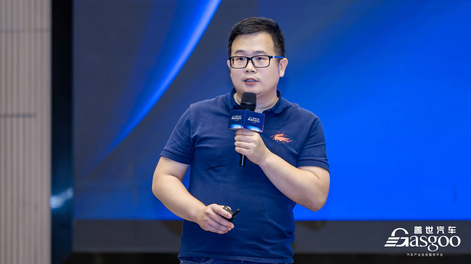 马斯克：特斯拉将启动AI芯片制造项目