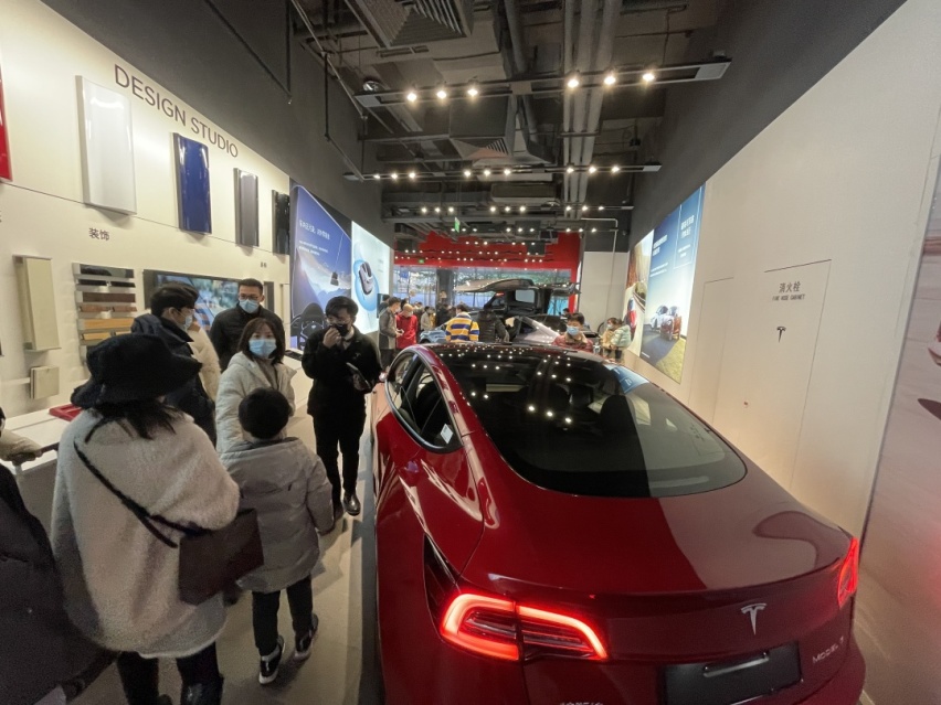特斯拉在日本为库存Model Y提供五年免费超充服务