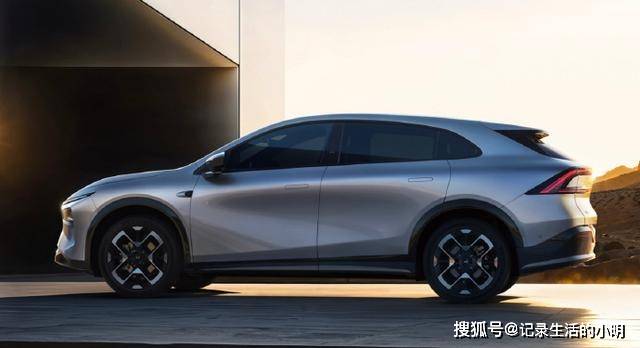 1月工信部新车：问界M8亮相；零百2.7秒的汉L；定位25万级的小鹏G7